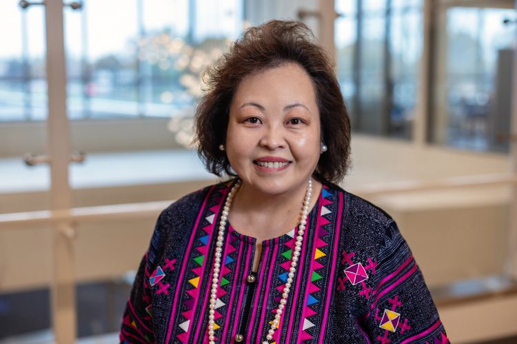 Dr Her-Xiong